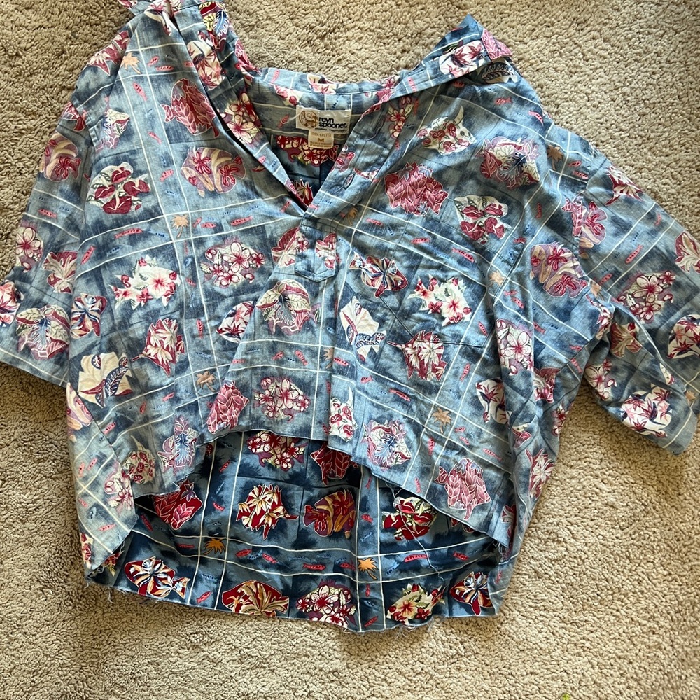 Reyn Spooner Crop Hawaiian Shirt - Size M
